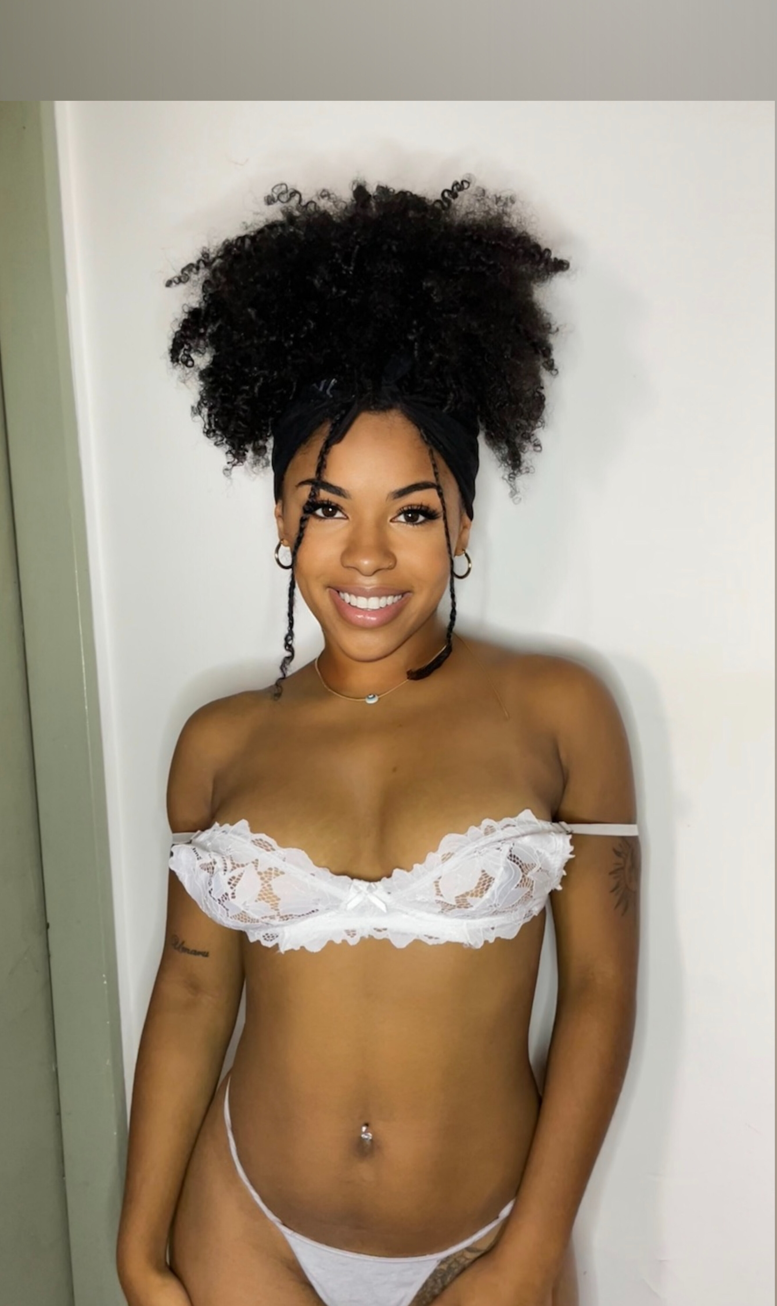 PaolaEbony queen OnlyFans