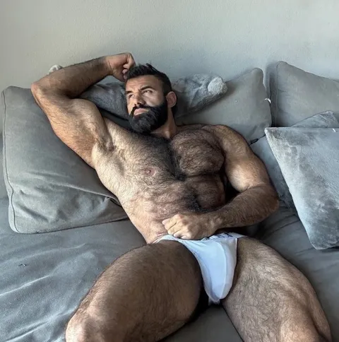 PERSIAN WOLF OnlyFans