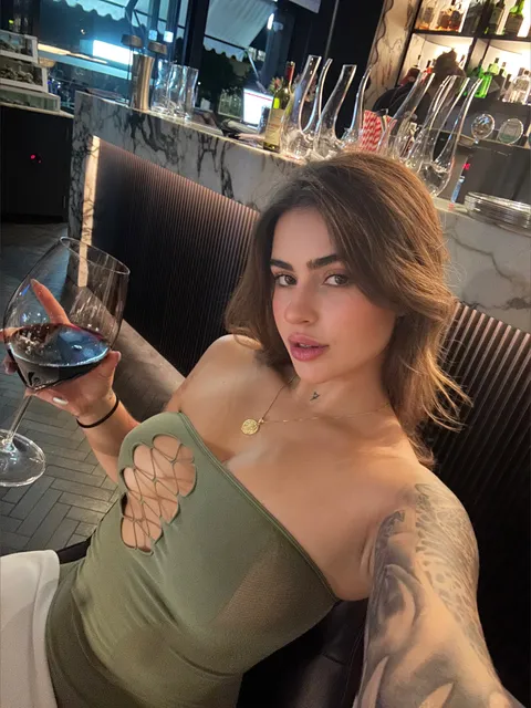 Bella Bloom OnlyFans