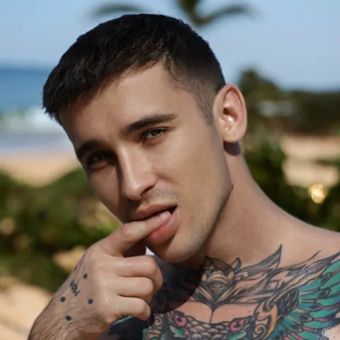 DENNIS NICKOLERO OnlyFans