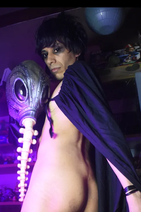 Geek Boy 8 inch cock OnlyFans