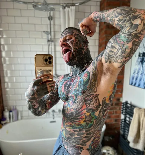 EVERGREEN OnlyFans creator