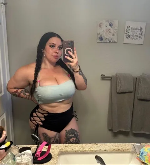 Mama K OnlyFans