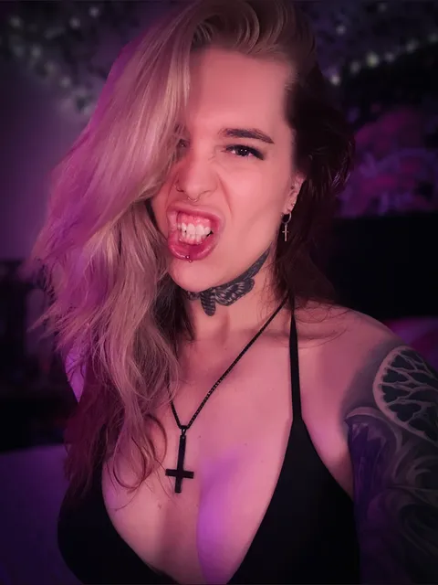 leahsinsxo OnlyFans