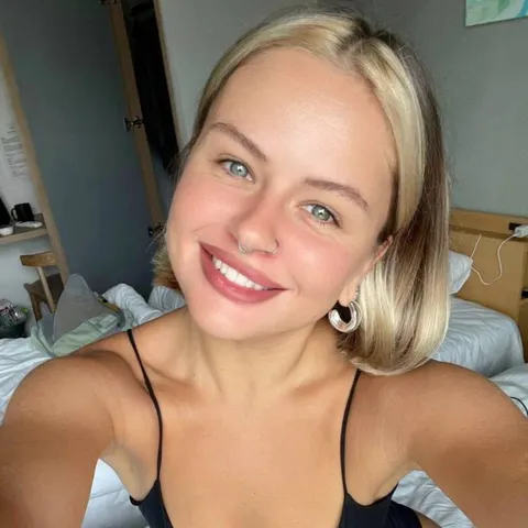 Lovely Rachel OnlyFans