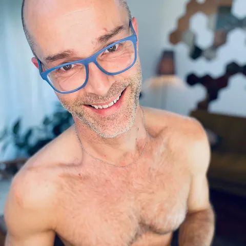 mensnudeyogauk OnlyFans