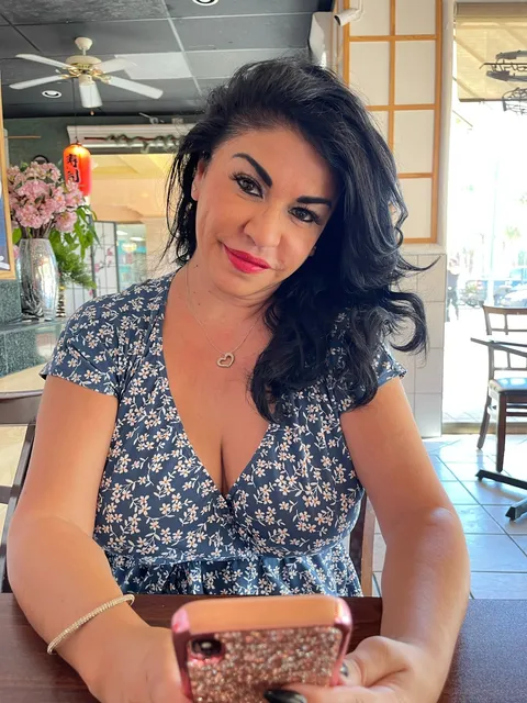 Mrs Kitty Cat OnlyFans