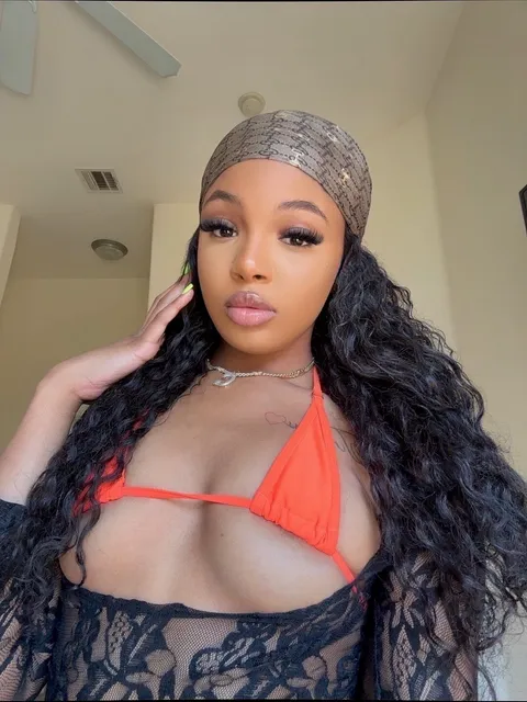 Lia OnlyFans