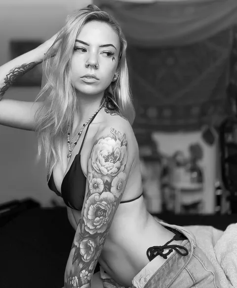 Rav3n v2 OnlyFans