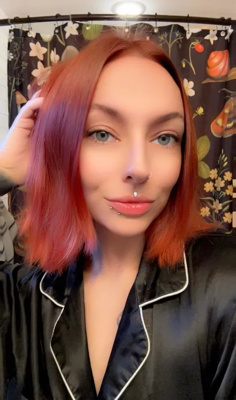 RenElex B-DAY BABE OnlyFans