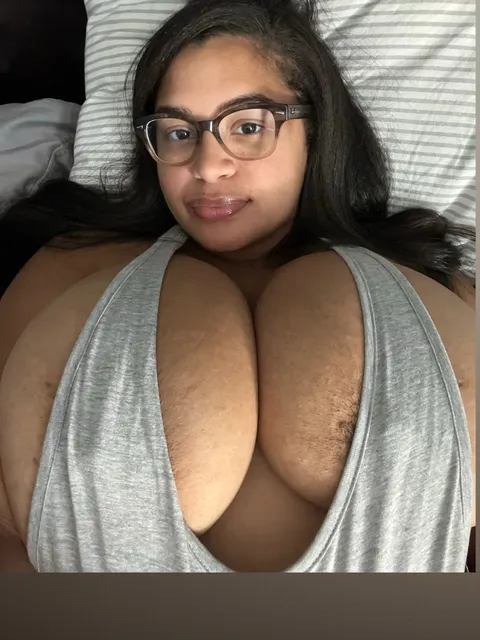 pretty titties OnlyFans