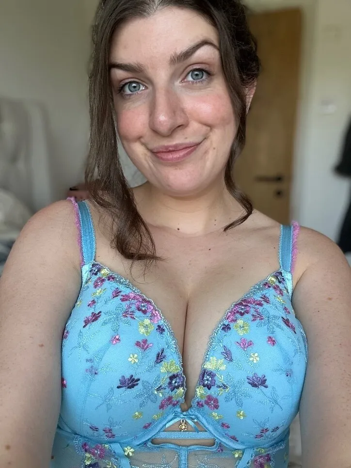 Amy Elle OnlyFans