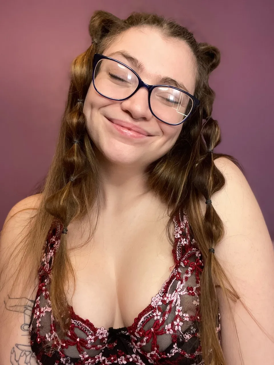 BABY VIOLET DICK RATE OnlyFans
