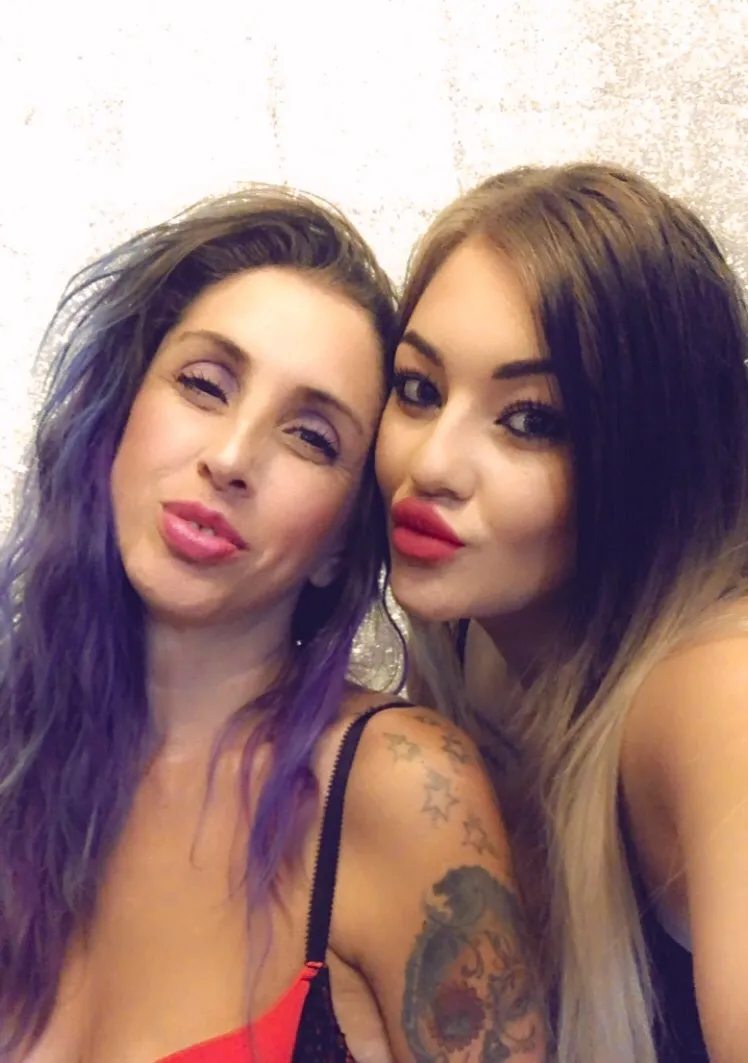 Mum & Daughter OnlyFans