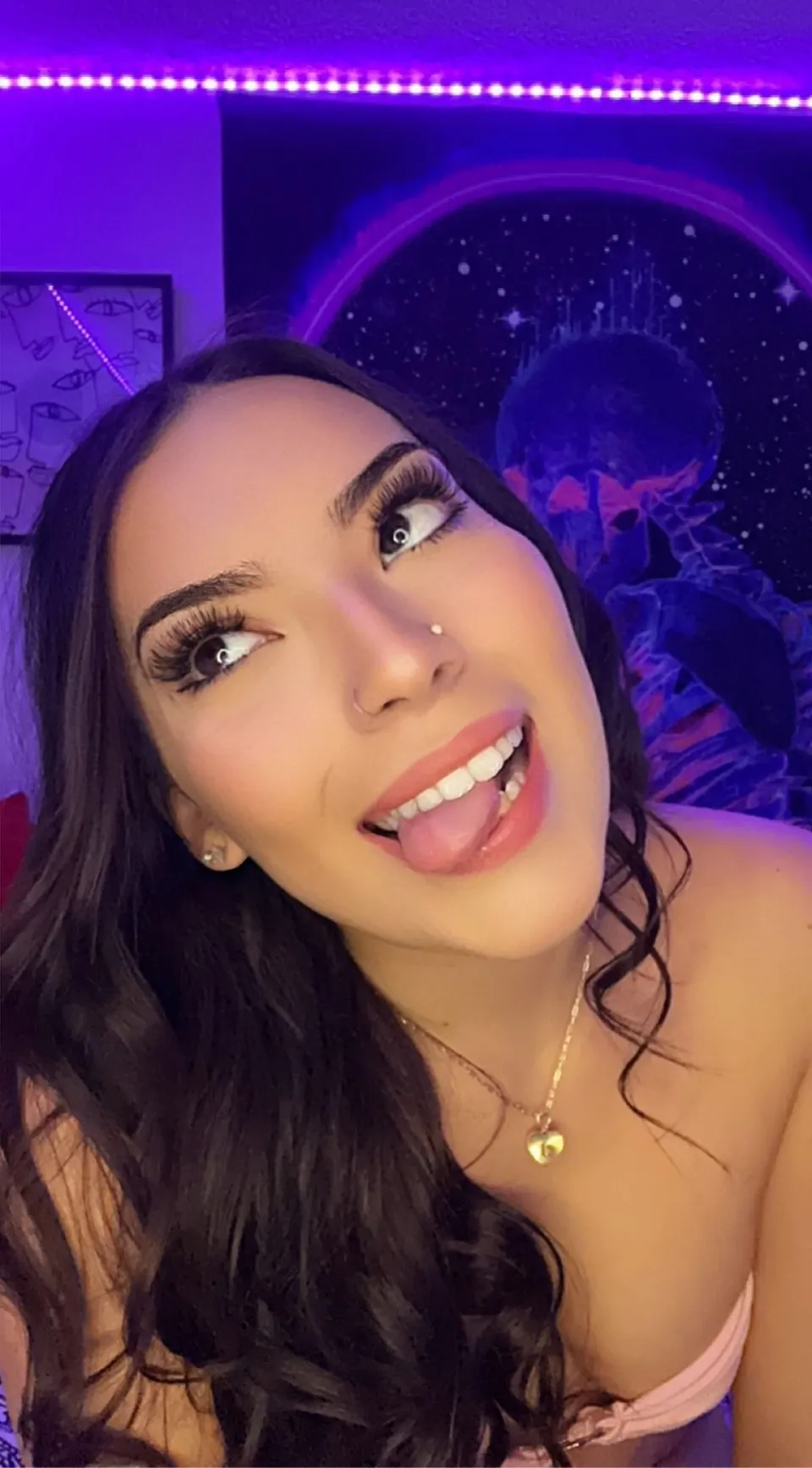 Brooke RATED 3 ON OnlyFans