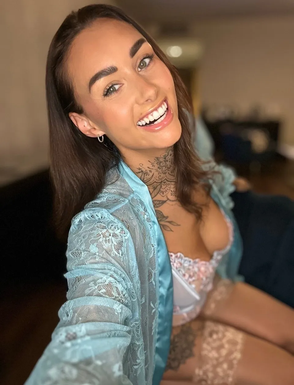 BIG NATURAL TITS OnlyFans