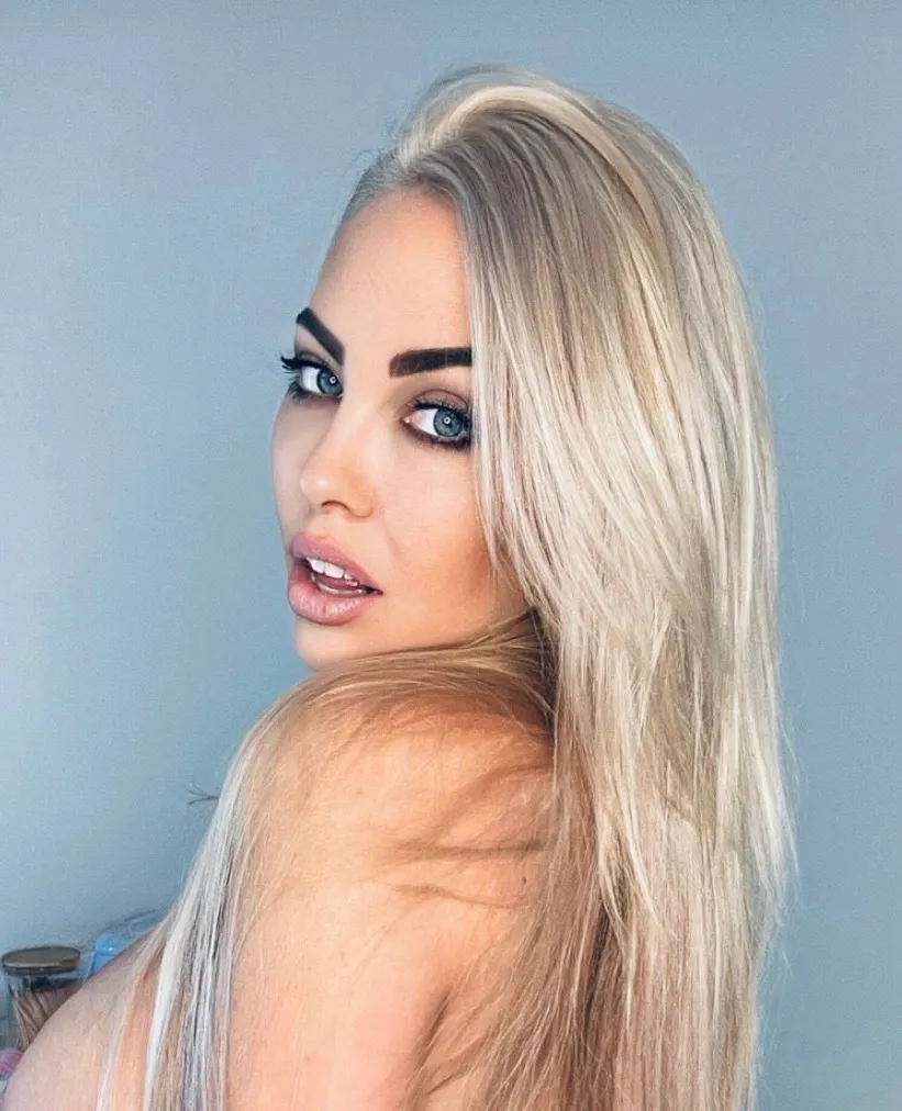 EVIE LEANA NOW OnlyFans