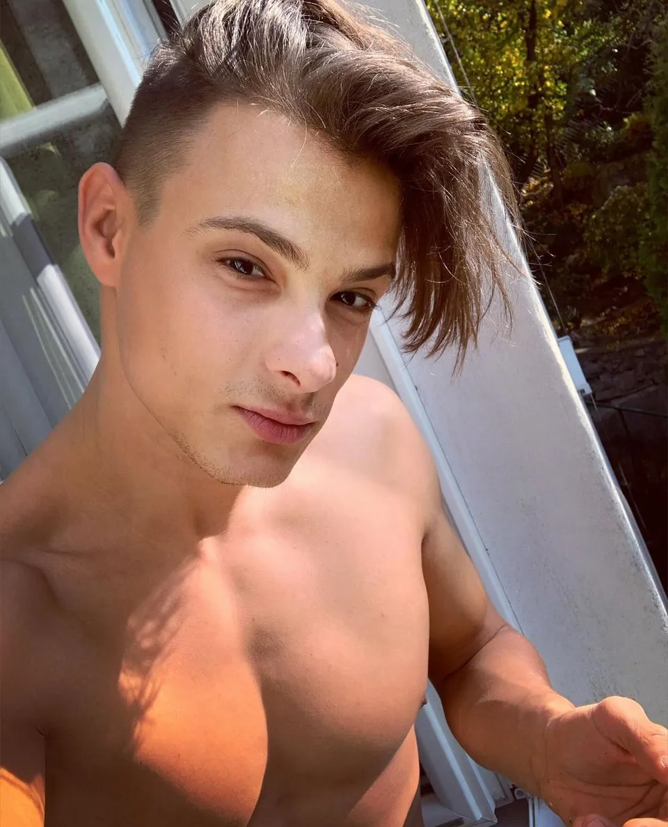 Andrei Karenin OnlyFans
