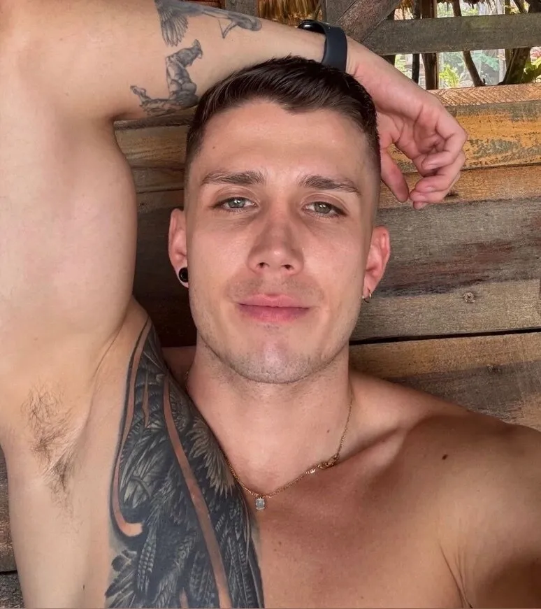 Julian Quintero TOP% 2 OnlyFans