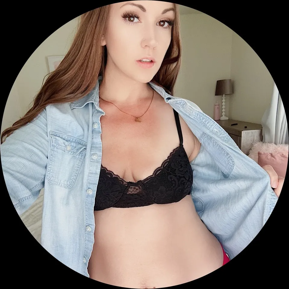 JULIE MOM NEXT DOOR OnlyFans