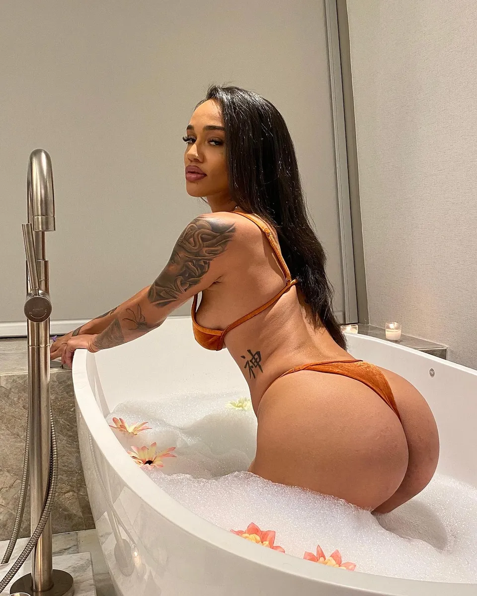 Julie Kay OnlyFans