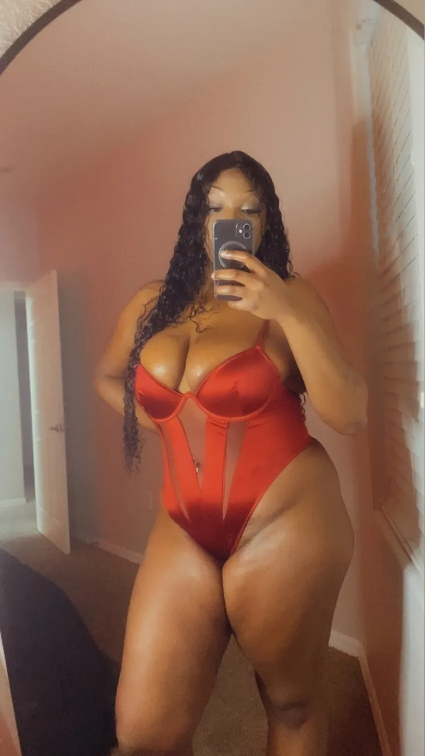 YOUR FAV FREAK OnlyFans
