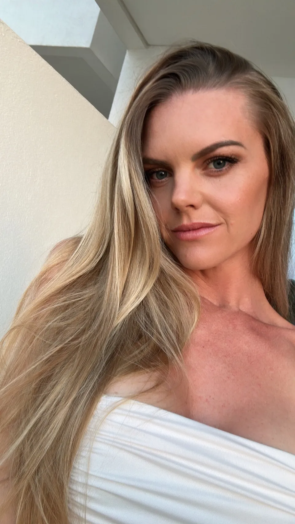 Laure Raccuzo OnlyFans