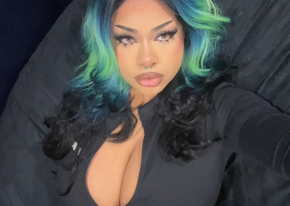 Lia OnlyFans