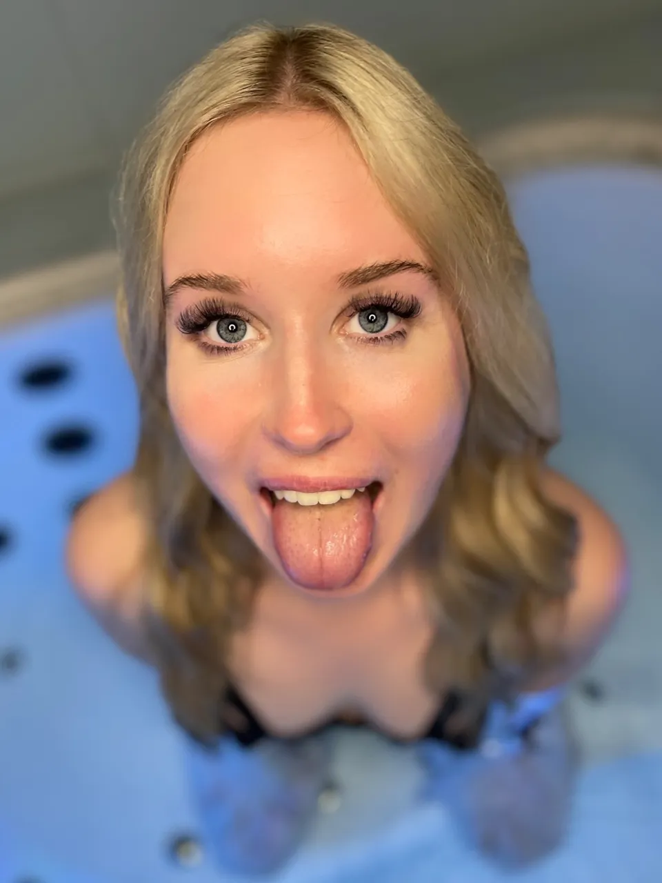 Lisa Blondkopf OnlyFans