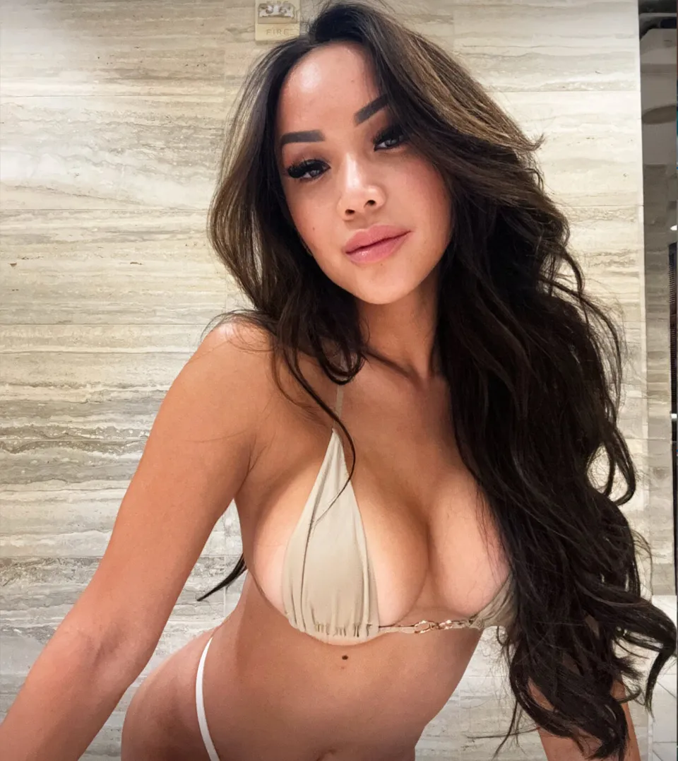MinnieMichele Your 1 Golf Babe OnlyFans