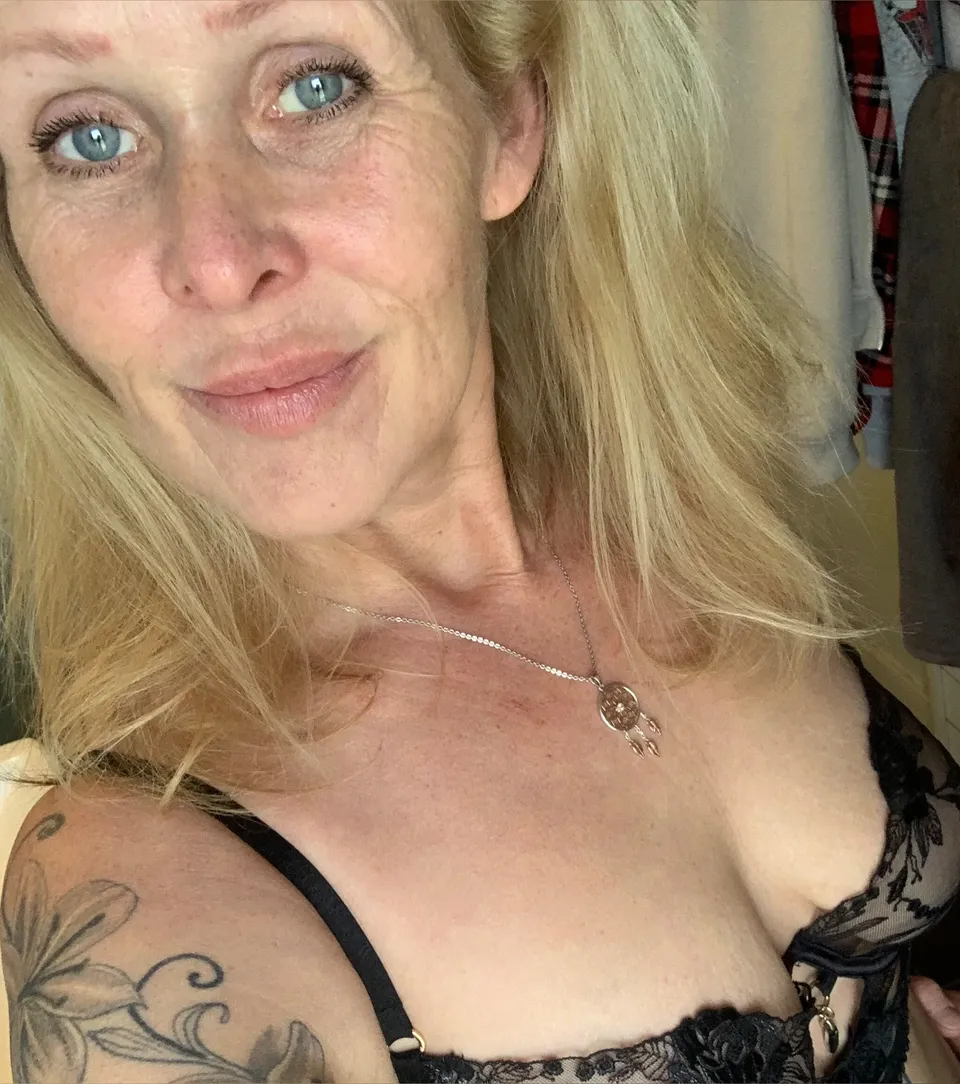 @missmirka OnlyFans