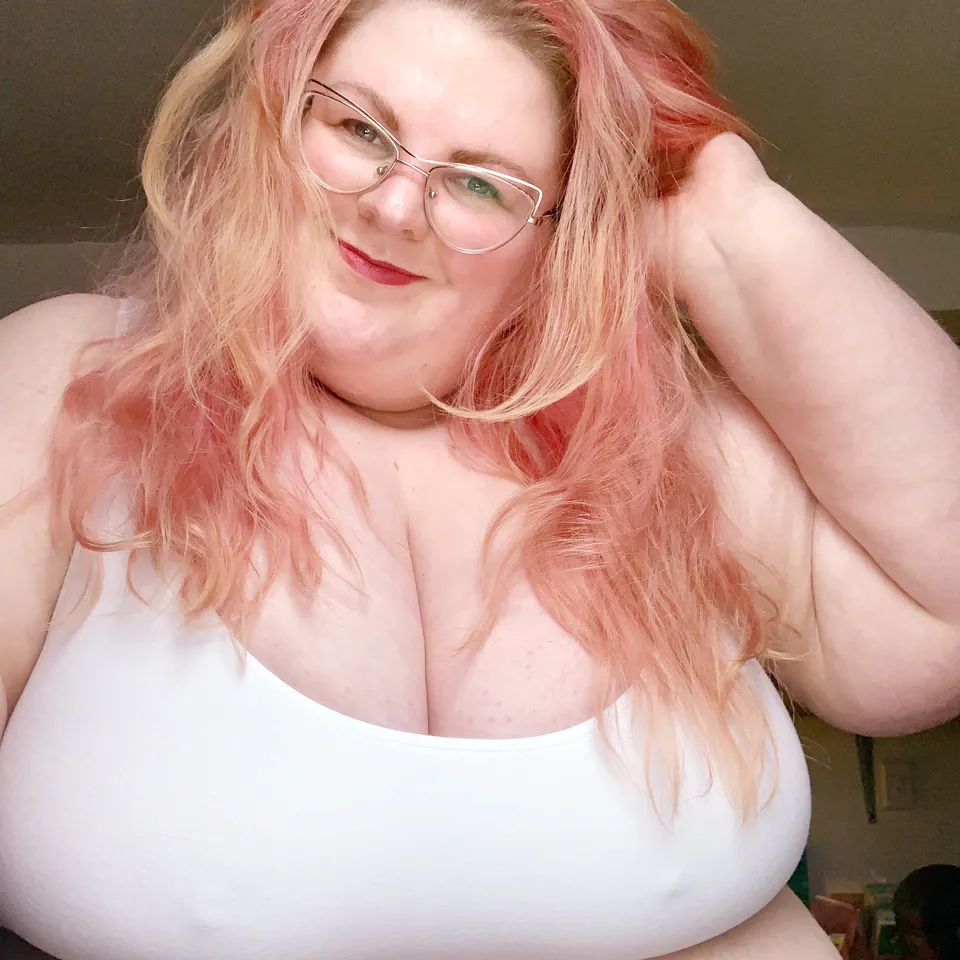 Mrs Apple OnlyFans