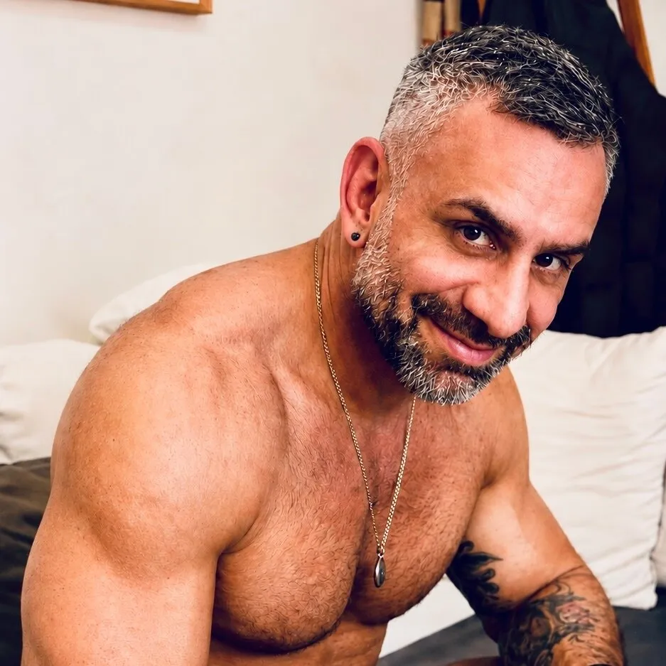 @MuscleDaddy OnlyFans