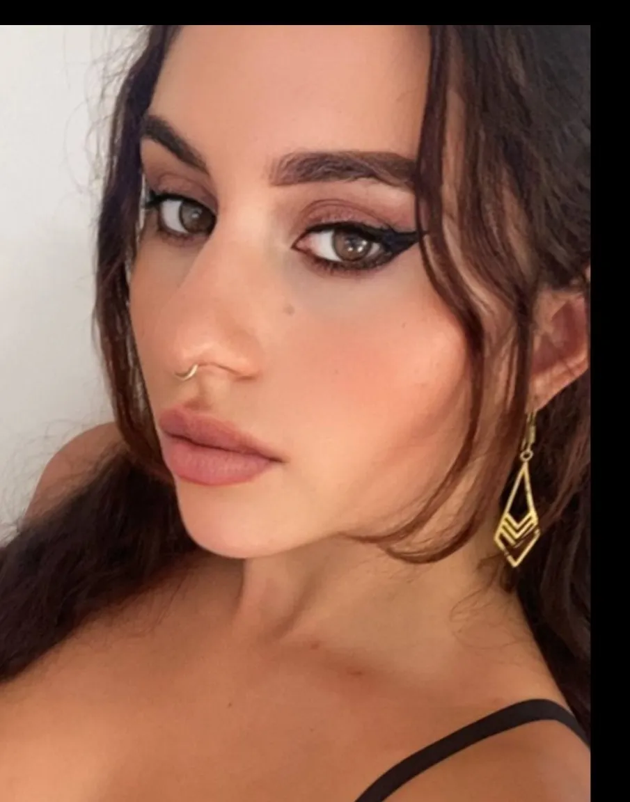 Nadia OnlyFans