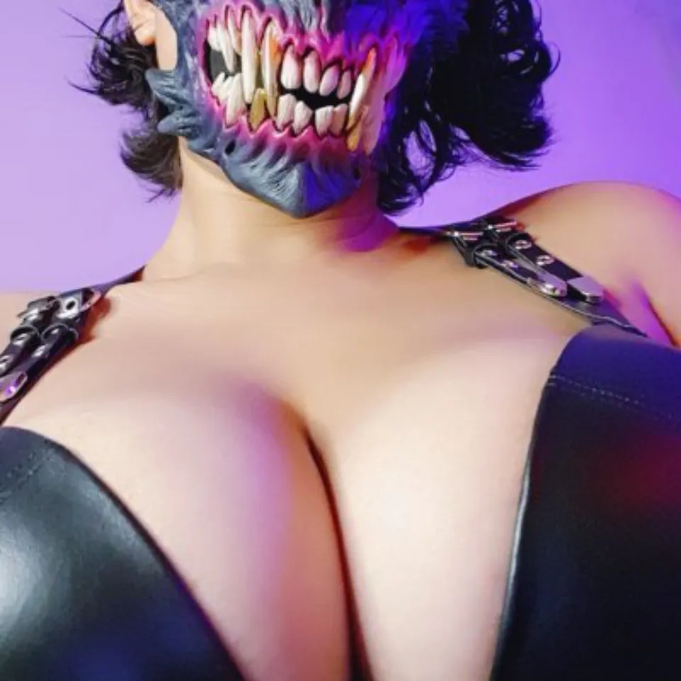 Your H rnygaunt Girlfriend OnlyFans