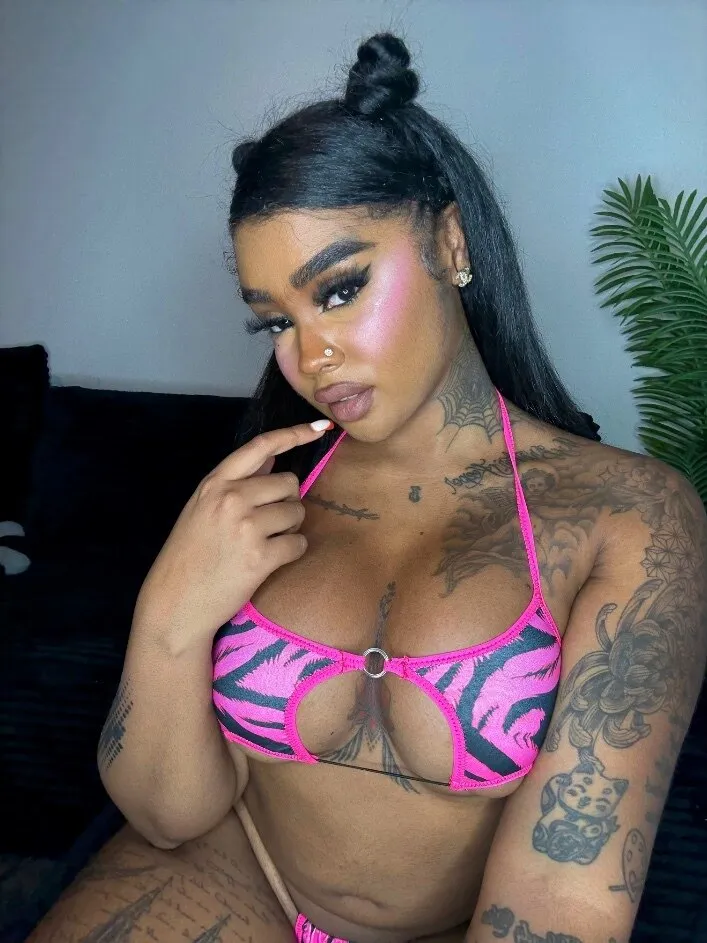 PRINCESS LOLA OnlyFans