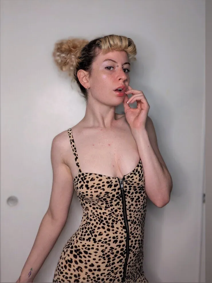 Bimbo Pixie Dream Girl OnlyFans