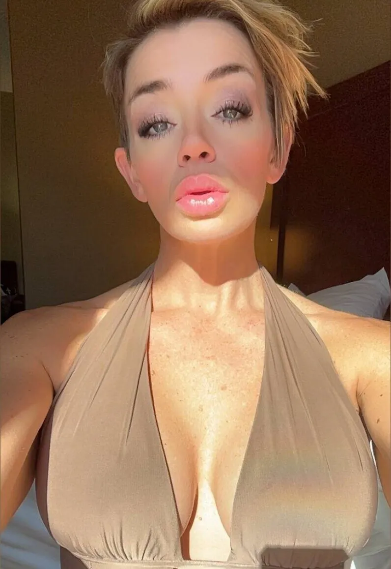SashaSins OnlyFans