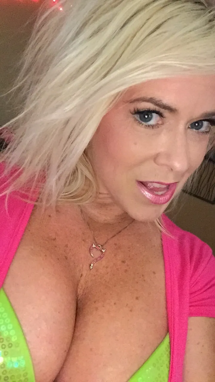 Savannah Steele OnlyFans