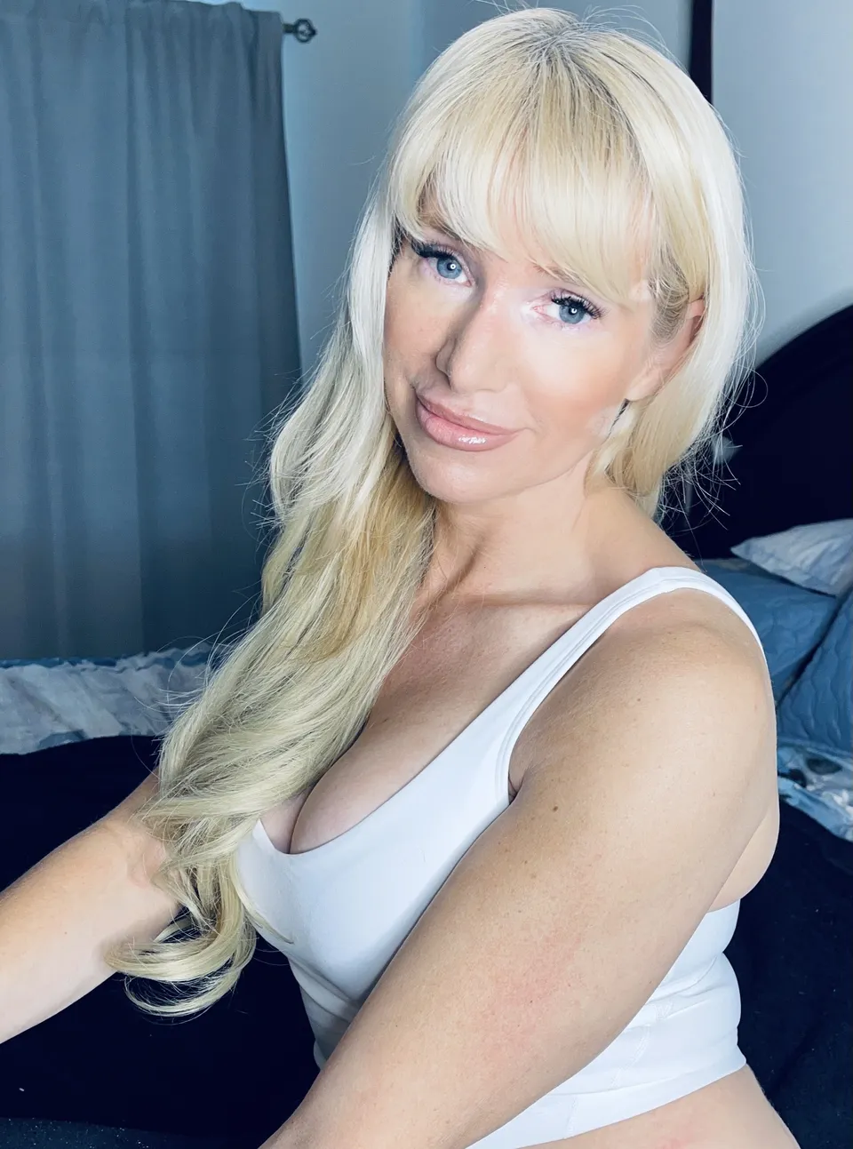 Sexy Malibu Mommy OnlyFans
