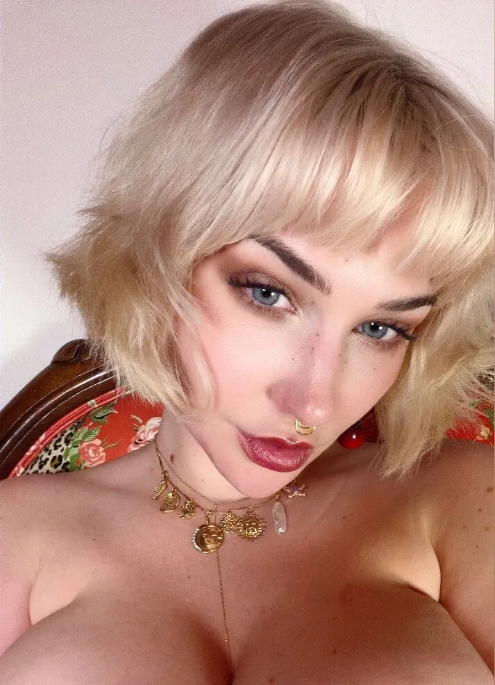Skye Blue OnlyFans