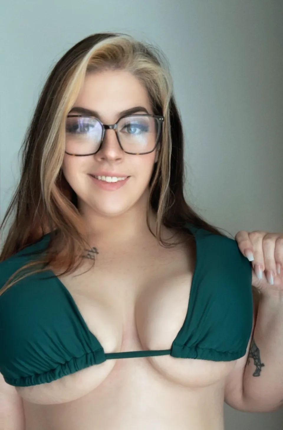 Bella Rain OnlyFans
