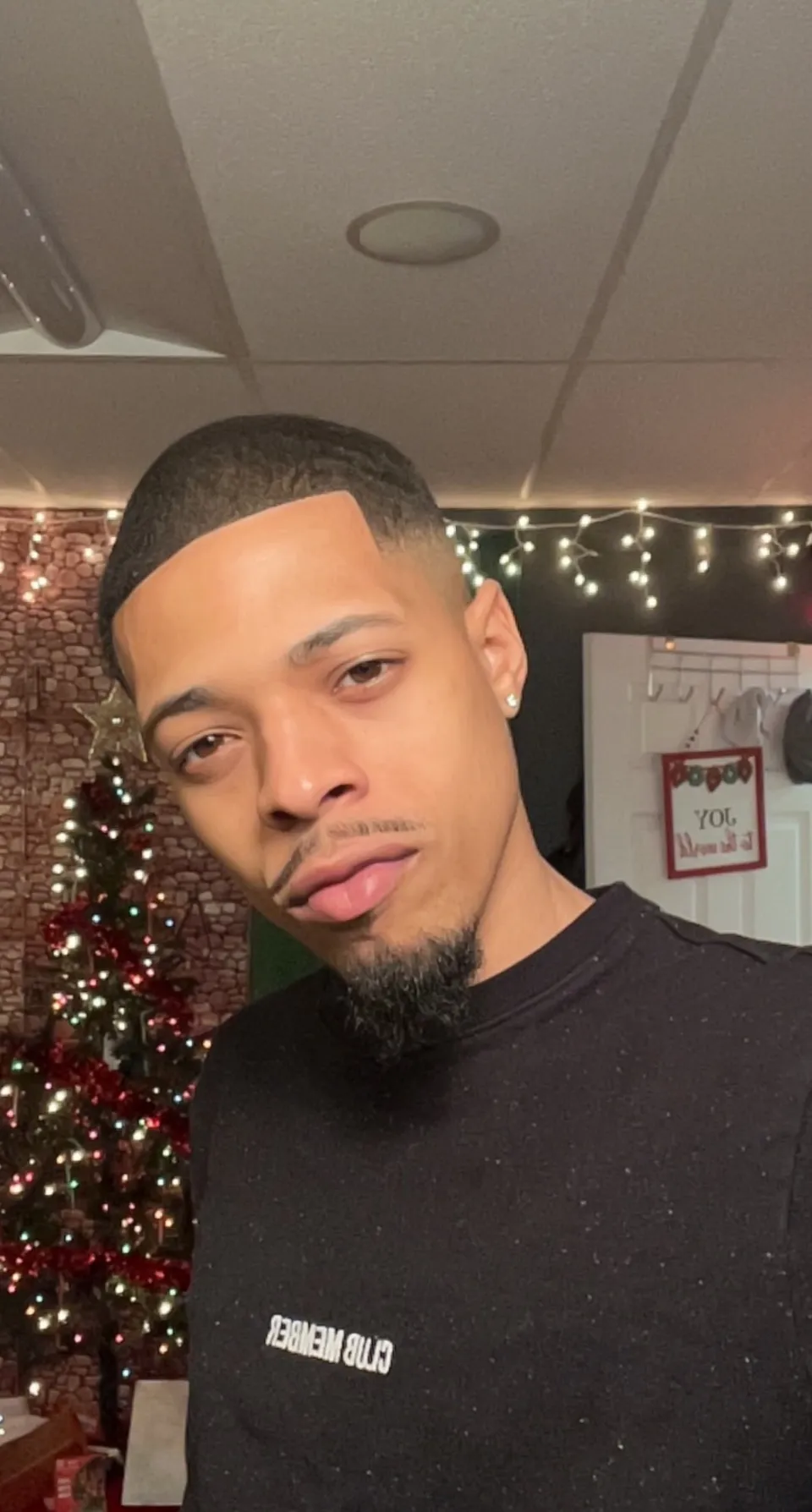 SuitedPiece OnlyFans