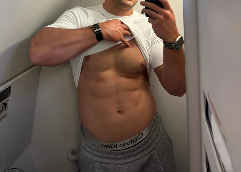 Tall Hunk OnlyFans