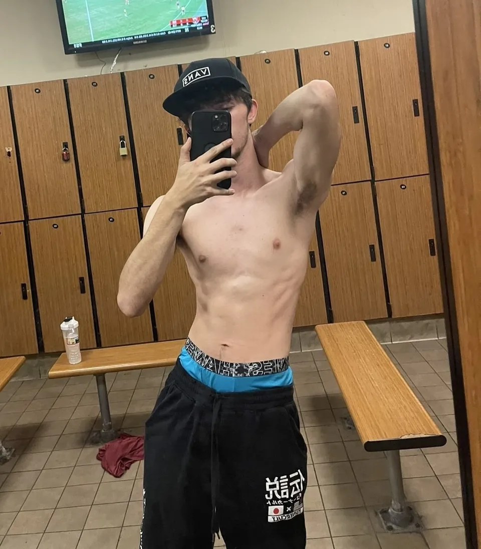 Skinny boy <3 OnlyFans